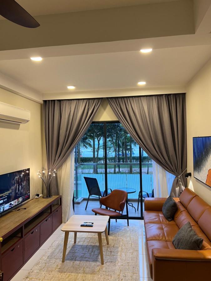 Apartment Dipantai Timurbay Seaview Grdfloor Private